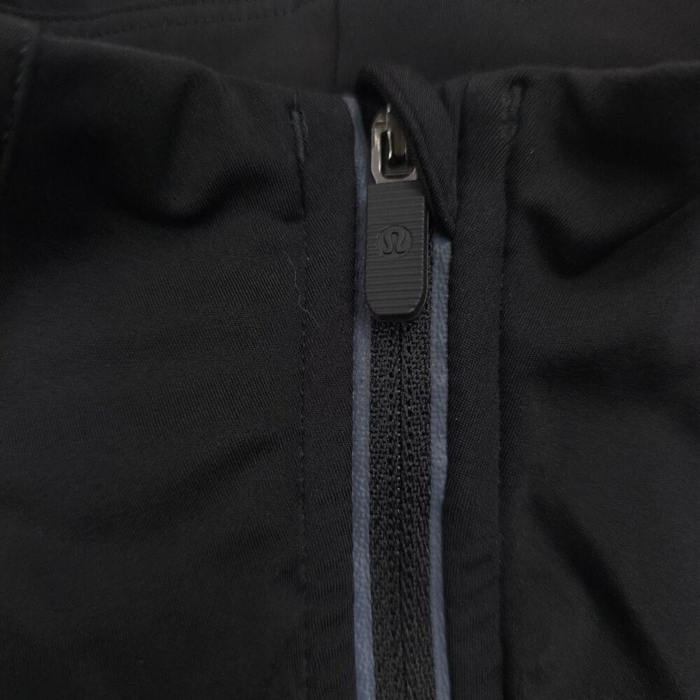 Lululemon Final Mile Cropped Running Jacket - Picture 6 of 12